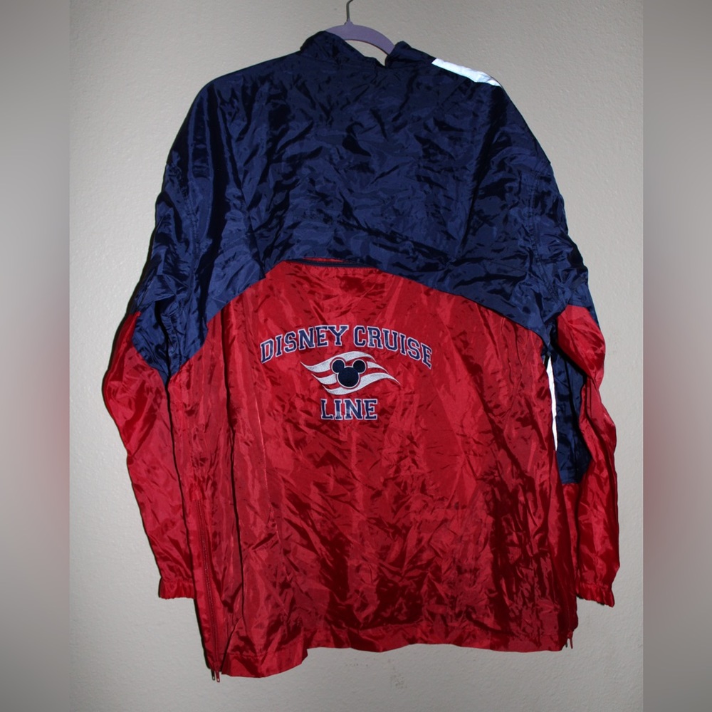 Disney crew lines windbreaker/jacket